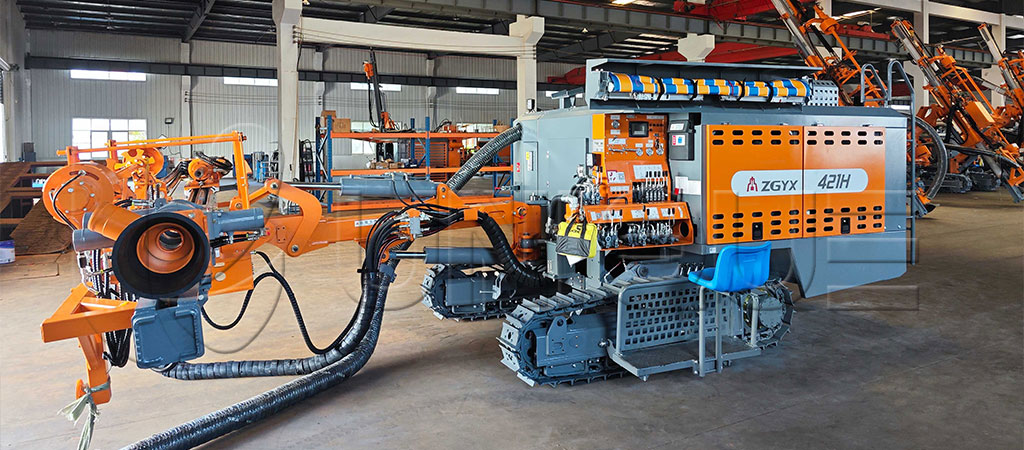 ZGYX421H DTH Blast Hole Drilling Rig Shipped to Brazil Automatic Rod Changing for Efficient Mining Drilling (2)